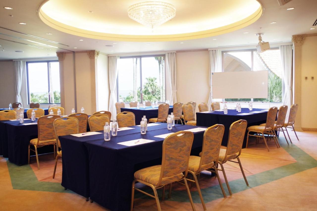 Ana Holiday Inn Resort Miyazaki By Ihg Εξωτερικό φωτογραφία