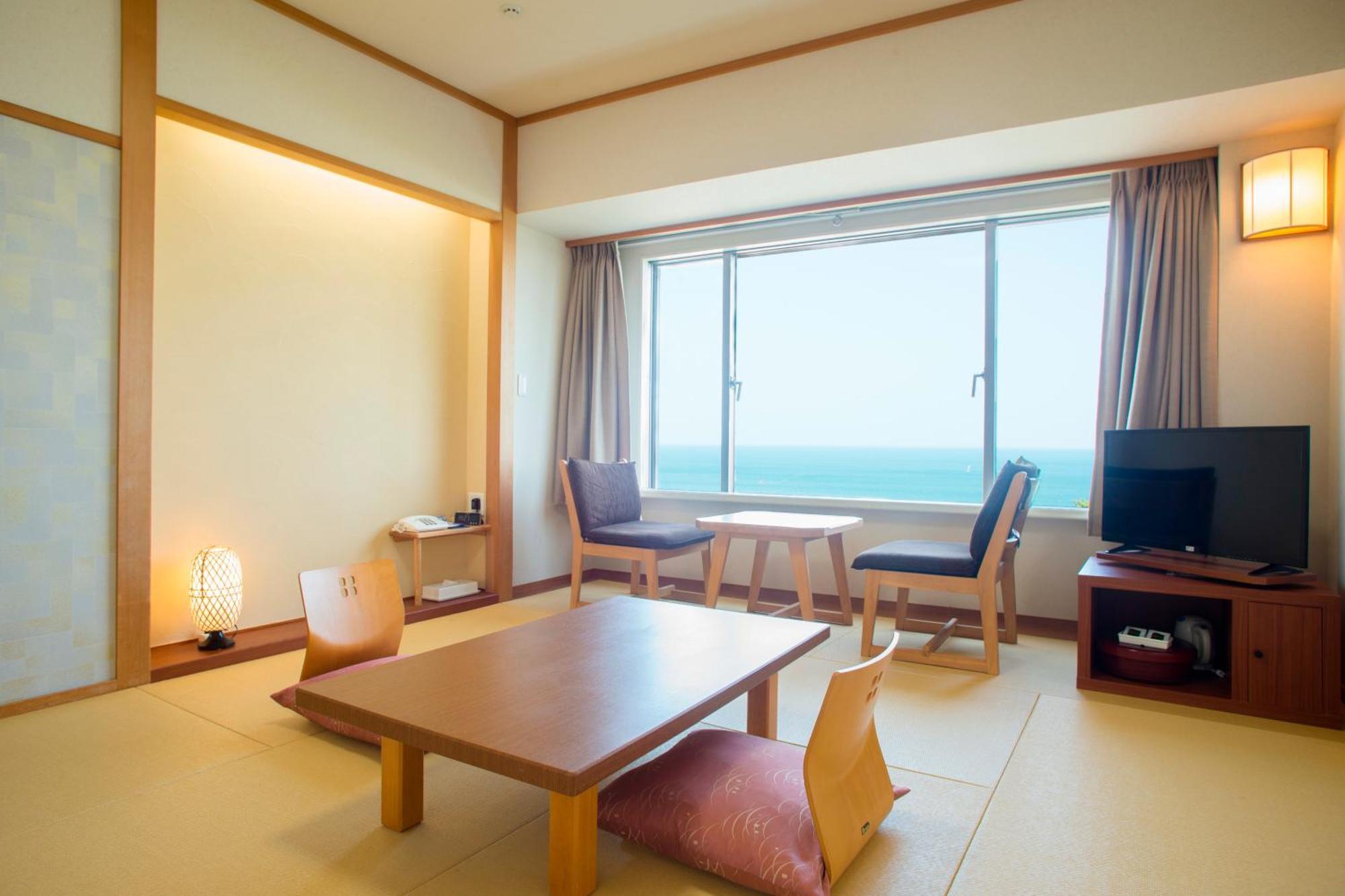 Ana Holiday Inn Resort Miyazaki By Ihg Εξωτερικό φωτογραφία